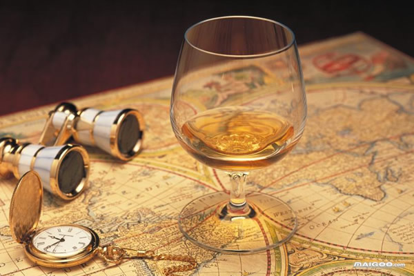 白兰地怎么喝 白兰地饮用方法 白兰地品酒步骤