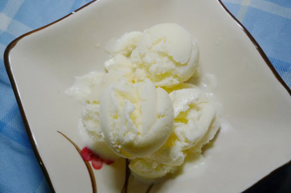 牛奶雪糕的制作方法 美味牛奶冰淇淋怎么做?